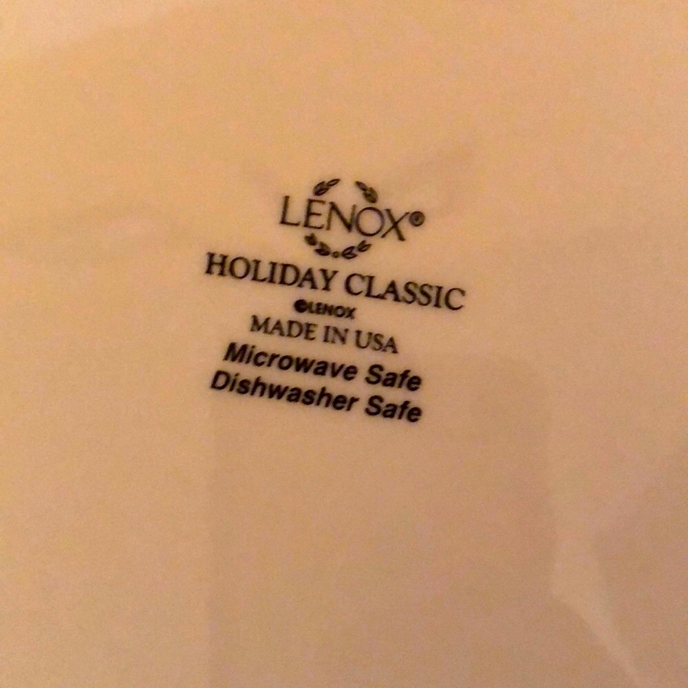 Lenox holiday classic dinner plate - Picture 2 of 3